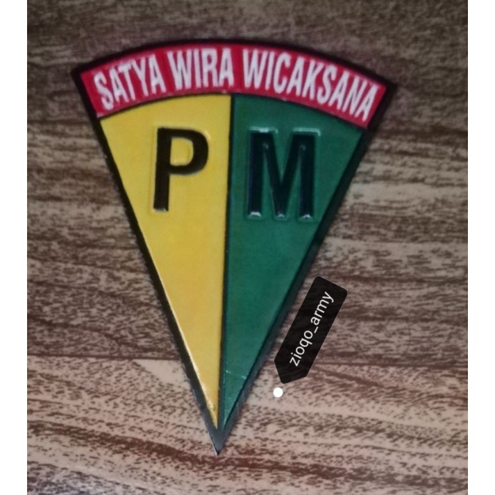 

Stiker embos PM Segitiga