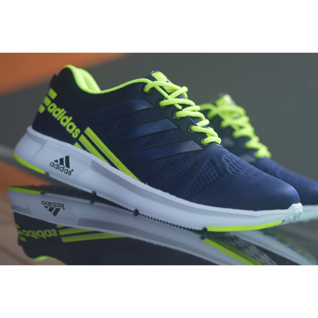 SEPATU RUNNING ADIDAS NEO PRIA NAVY