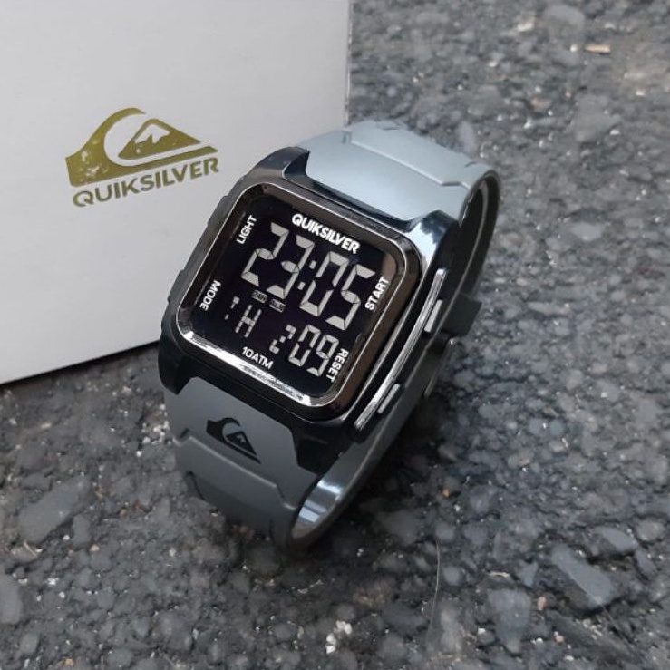 Jam tangan anti air Quiksilver bayar cod terlaris