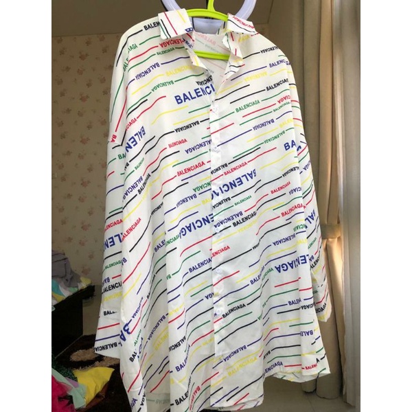 jeans cutbray dan kemeja oversize  balanciaga (Preloved)