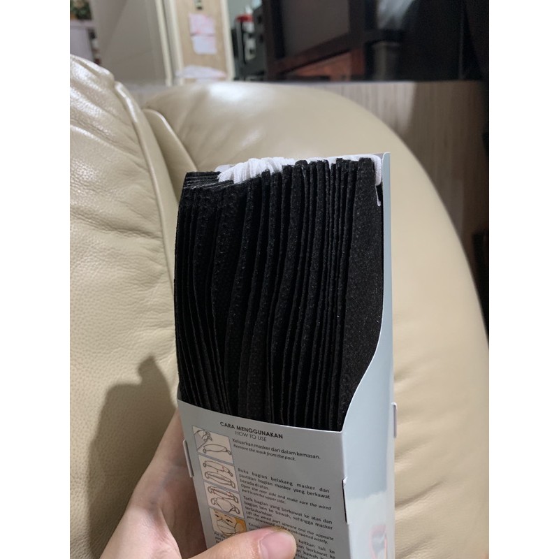 Masker Evo / Masker Evo Plusmed Hitam / Evo Hitam / Evo Plusmed Hitam