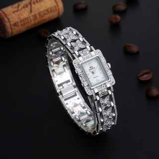 Jam Tangan Kuarsa Kasual Elegan Warna Silver Aksen Berlian Jam Tangan Kuarsa Kasual Elegan Warna Silver Aksen Berlian