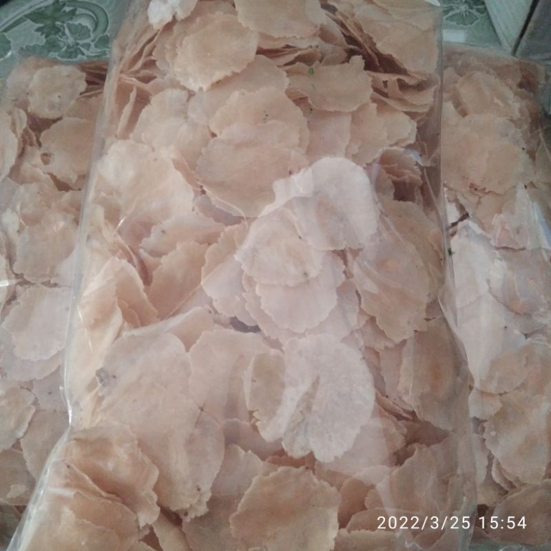 

Emping Melinjo Tinggal goreng 500 gram/ 1/2kg