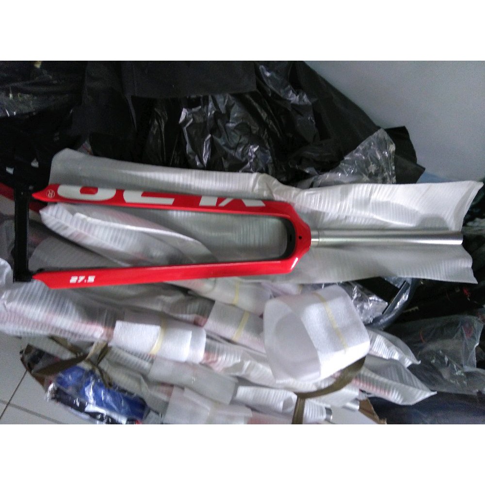 SALE FORK RIGID XLR8 650C CARBON NEW