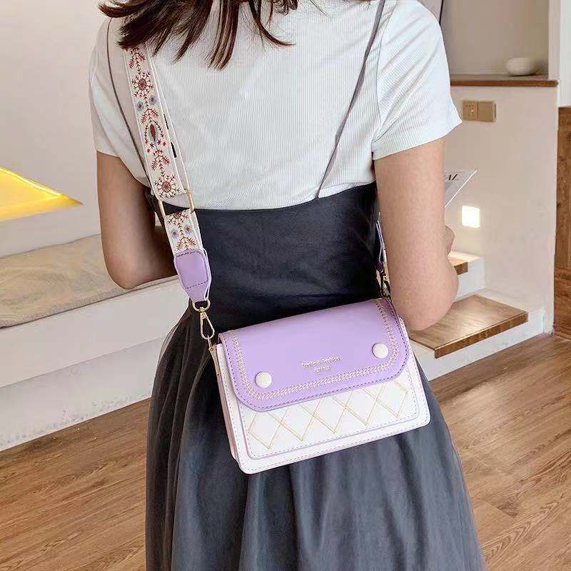 Tas Selempang Zigzag / Tas Selempang Wanita / Tas Bahu Wanita / Tas Lilac / Tas Slempang Wanita / Ta