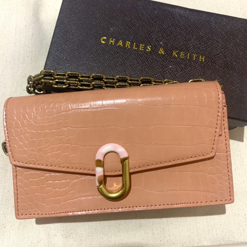 Charles & keith cnk charles keith preloved bag wallet clutch tas dompet lebaran