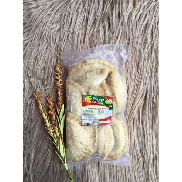 

PEMPEK DAPOER MAKCIK KATES 10PC