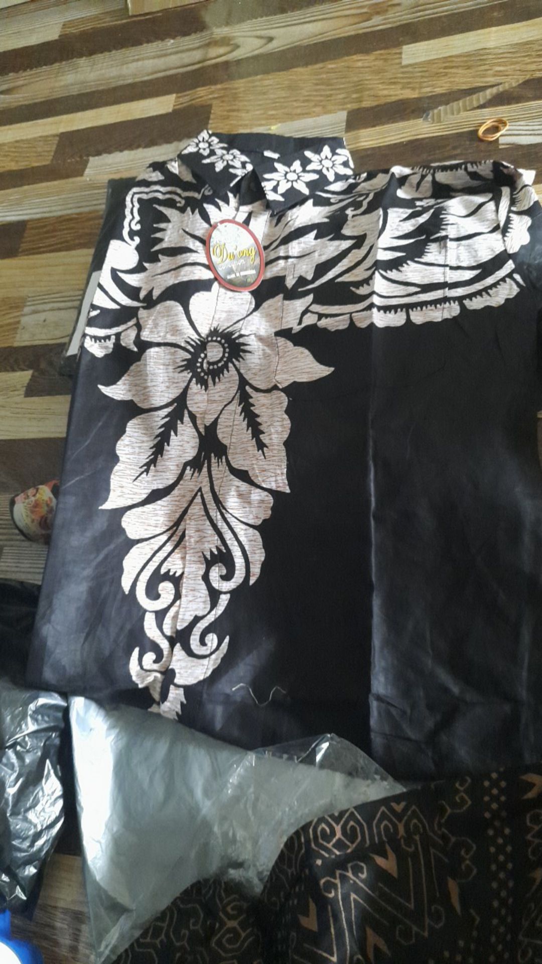 Bswart Batik Hrb026 Kenongo Hem Pendek Daun Pekalongan M L Xl Batik Pria Murah Modern Grosir