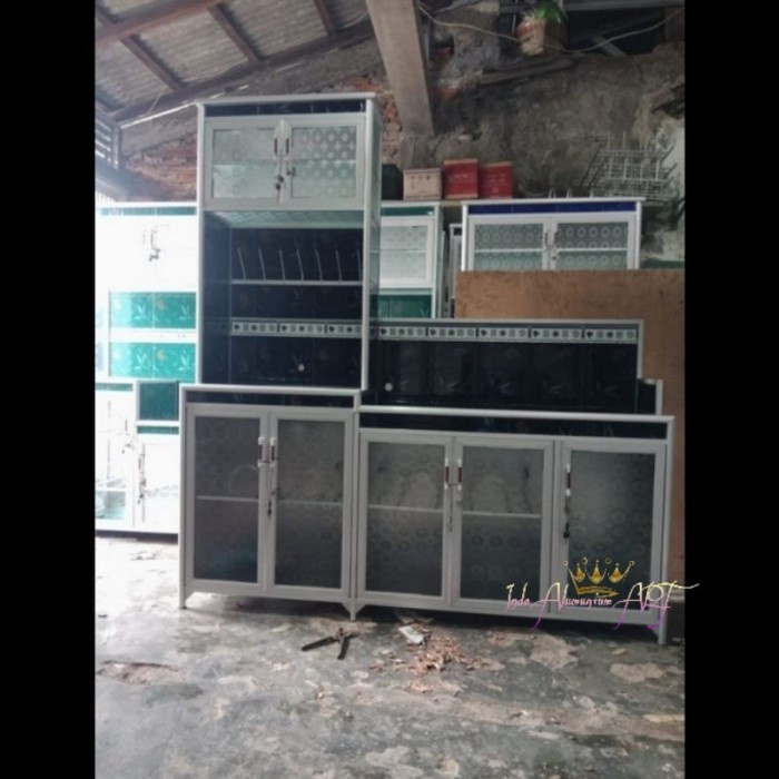 Lemari Kaca Alumunium Pintu 5 - Rak Dapur Serbaguna Mebel Alumunium