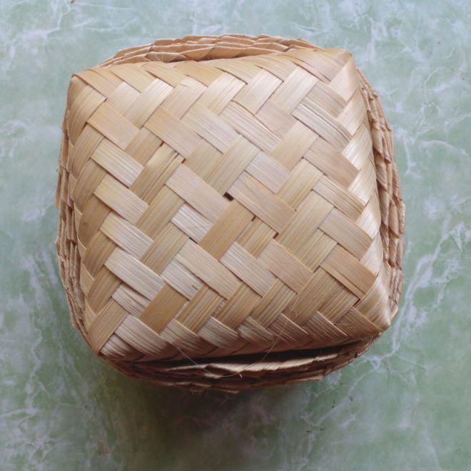 

Besek Bambu Ukuran 10x 10 isi 10 buah/ 5 Pasang