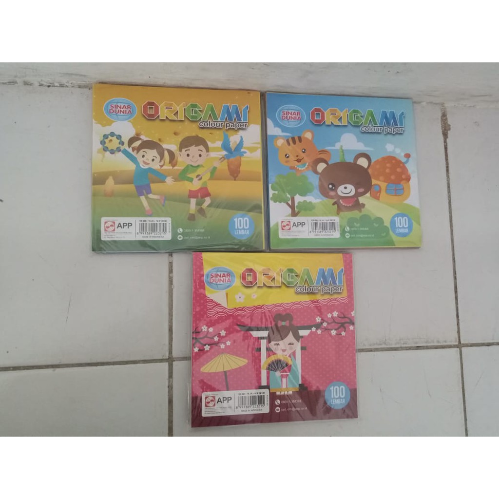 

Kertas Origami Ukuran 16x16cm Sinar Dunia Isi 100