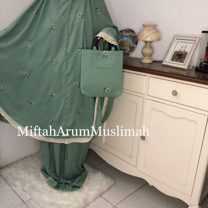 Mukena Dewasa Katun Rayon Bordir Bunga