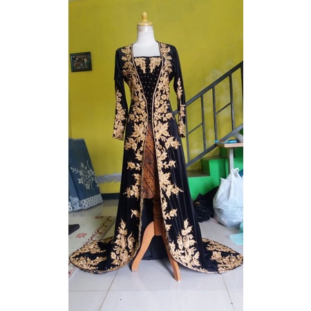 Kebaya bludru pengantin/kebaya modern/kebaya bludru motif daun