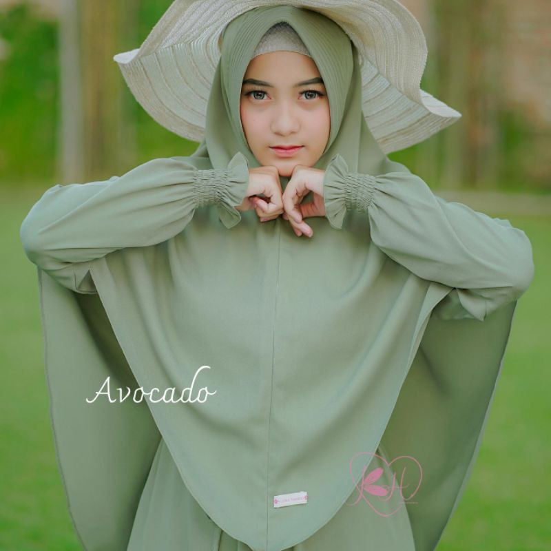 Preloved Namira Set by Koleksi Hanana / Second