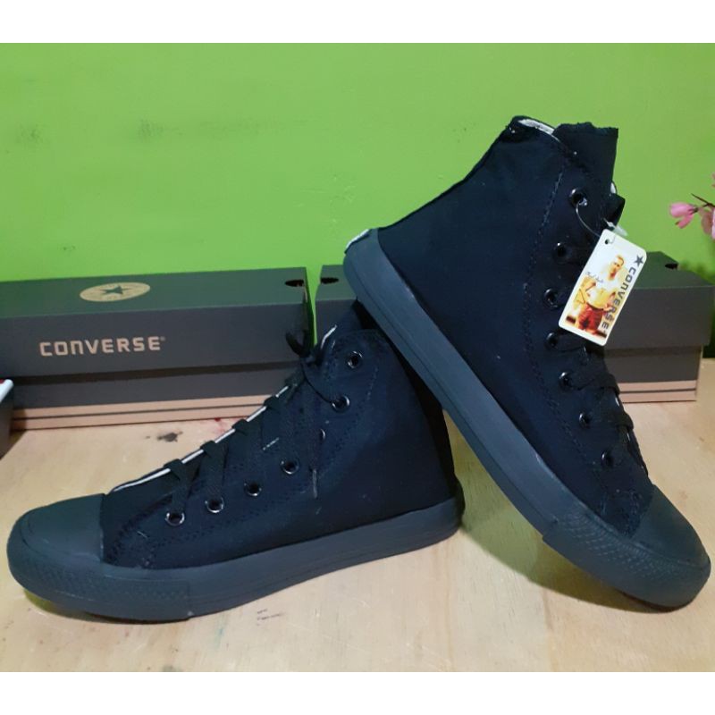 Sepatu Sneakers Hitam Polos Fullblack Sepatu Pria Sekolah Casual