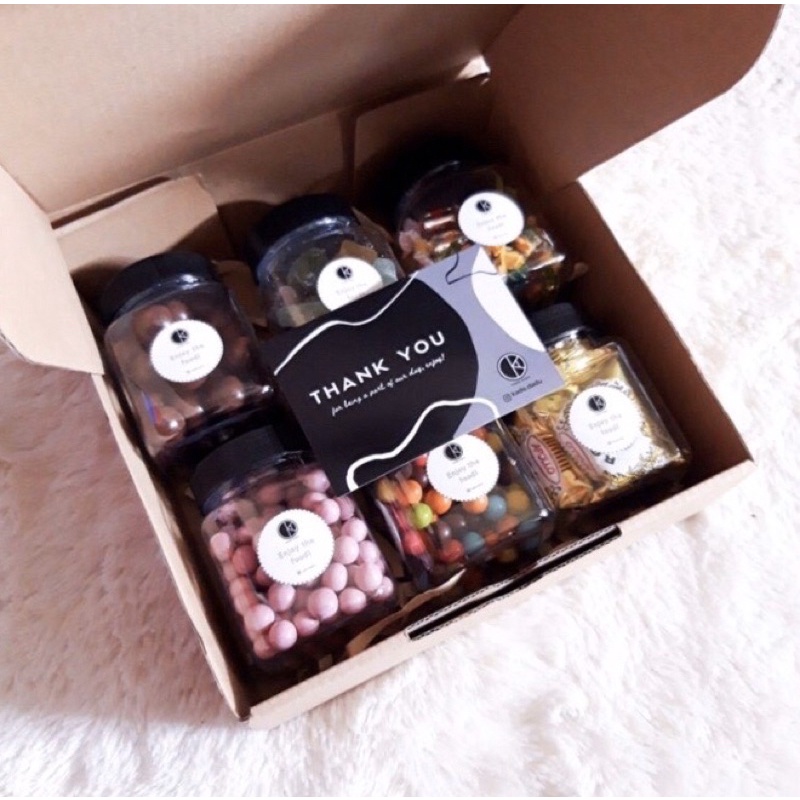 

Hampers Box / Snack box / Coklat box / Coklat / Hampers