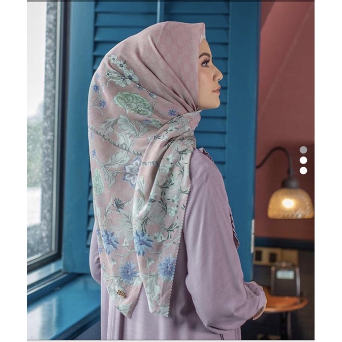 HL Esmee Scarf in Blossom