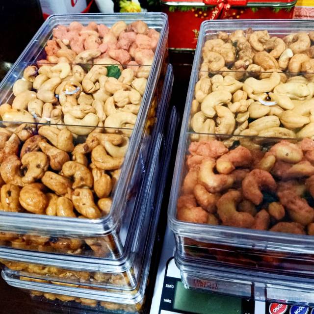 

Kacang mede 3 varian rasa