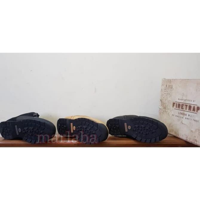 FIRETRAP Art Rhino Booth