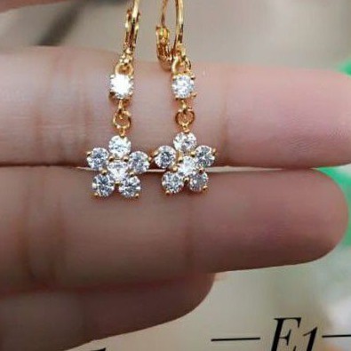 Xuping Anting Wanita A355