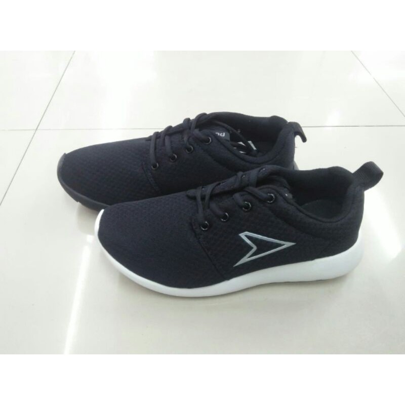 Sepatu sneakers pria bata power original