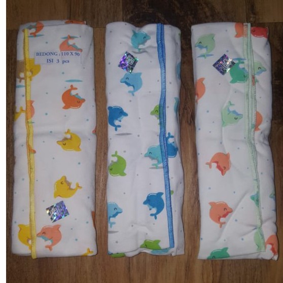 Little queen  Bedong katun baby putih motif ukuran 90x110cm isi 3pcs