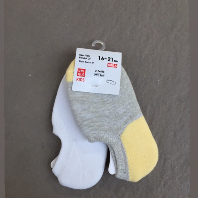 Uniqlo original kids low cut socks