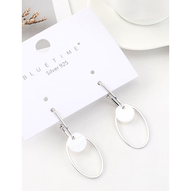 LRC Anting Tusuk Fashion Platinum Acrylic Circle Cutout Earrings Y63101