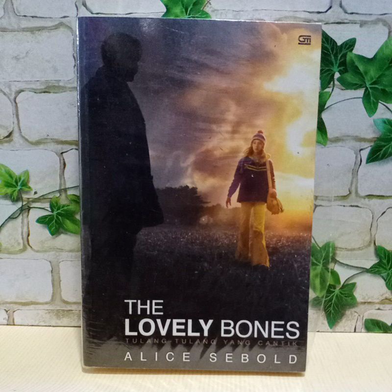 Buku THE LOVELY BONES