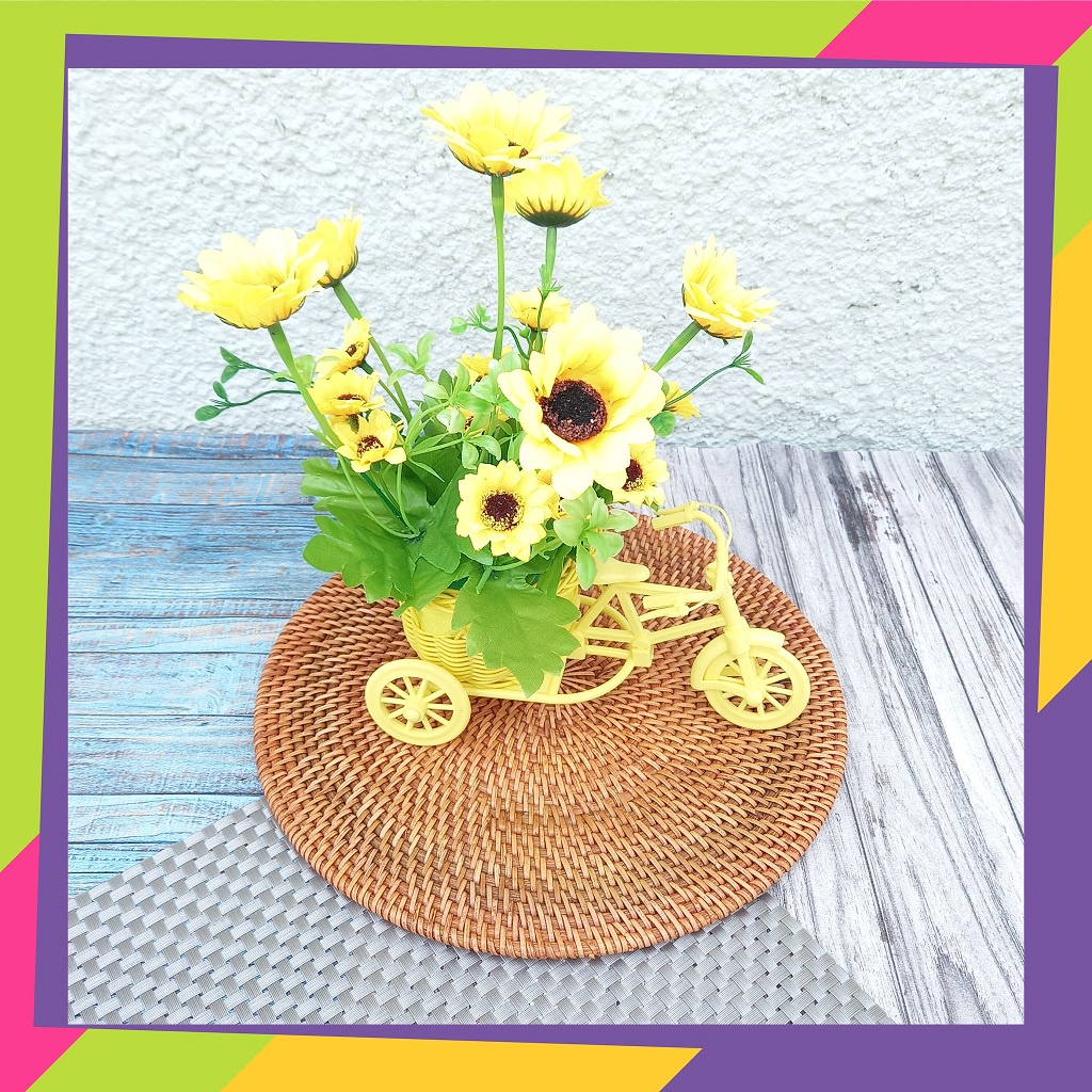 1555 / Pot bunga sepeda plastik + bunga matahari premium / Sunflower Artificial flower