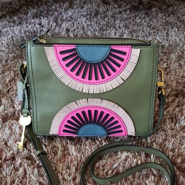 Tas Fossil Ori. Fossil Campbel Bayleaf.