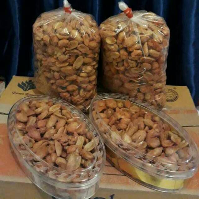 

Makanan khas Kacang bawang gurih asli wonogiri