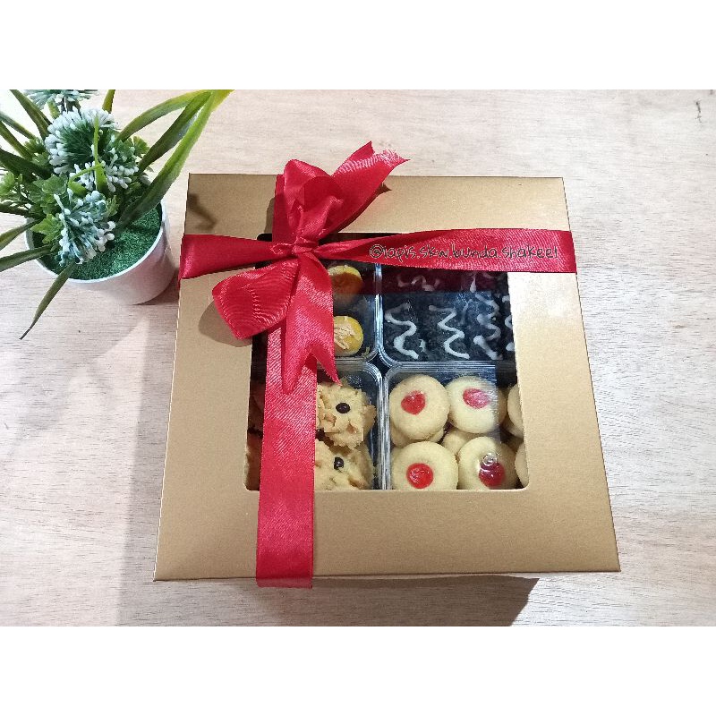 

kado hampers kue kering bunda shakeel