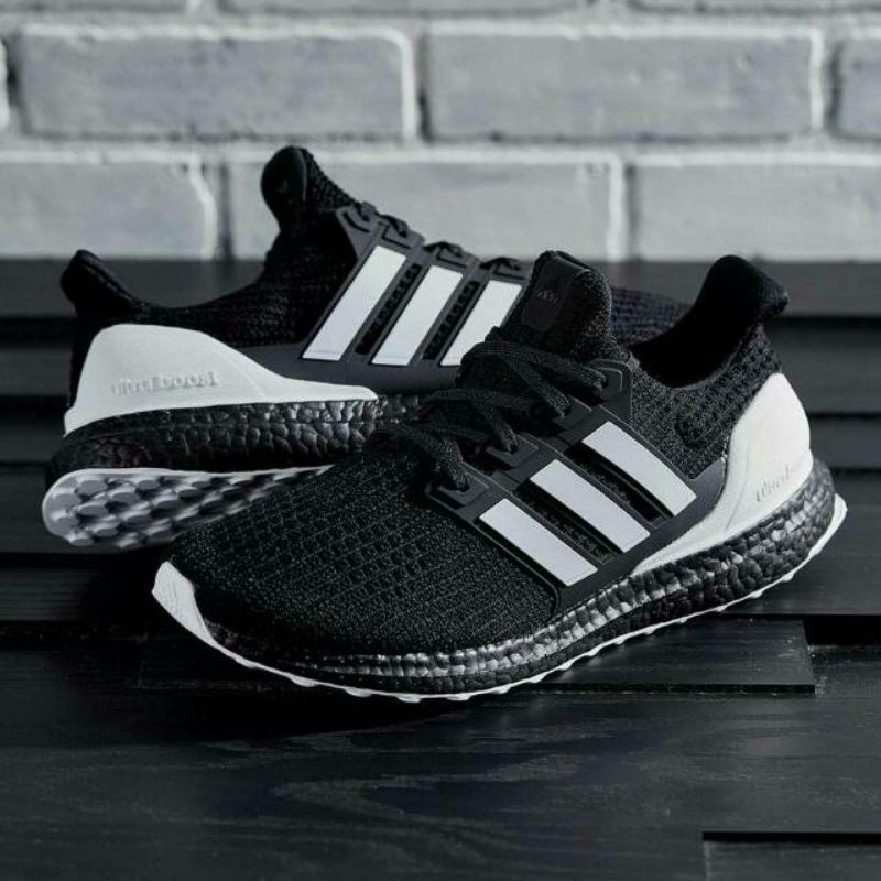 SEPATU SNEAKERS ADIDAS ULTRABOOST ORCA PREMIUM ORIGINAL