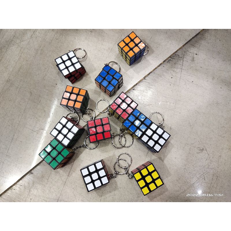 Gantungan Kunci Rubik Lusinan Isi 12 pcs