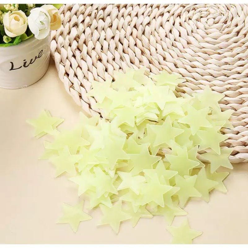Medan Termurah/ISI 100PCS Sticker bintang star Glow in the dark 3cm