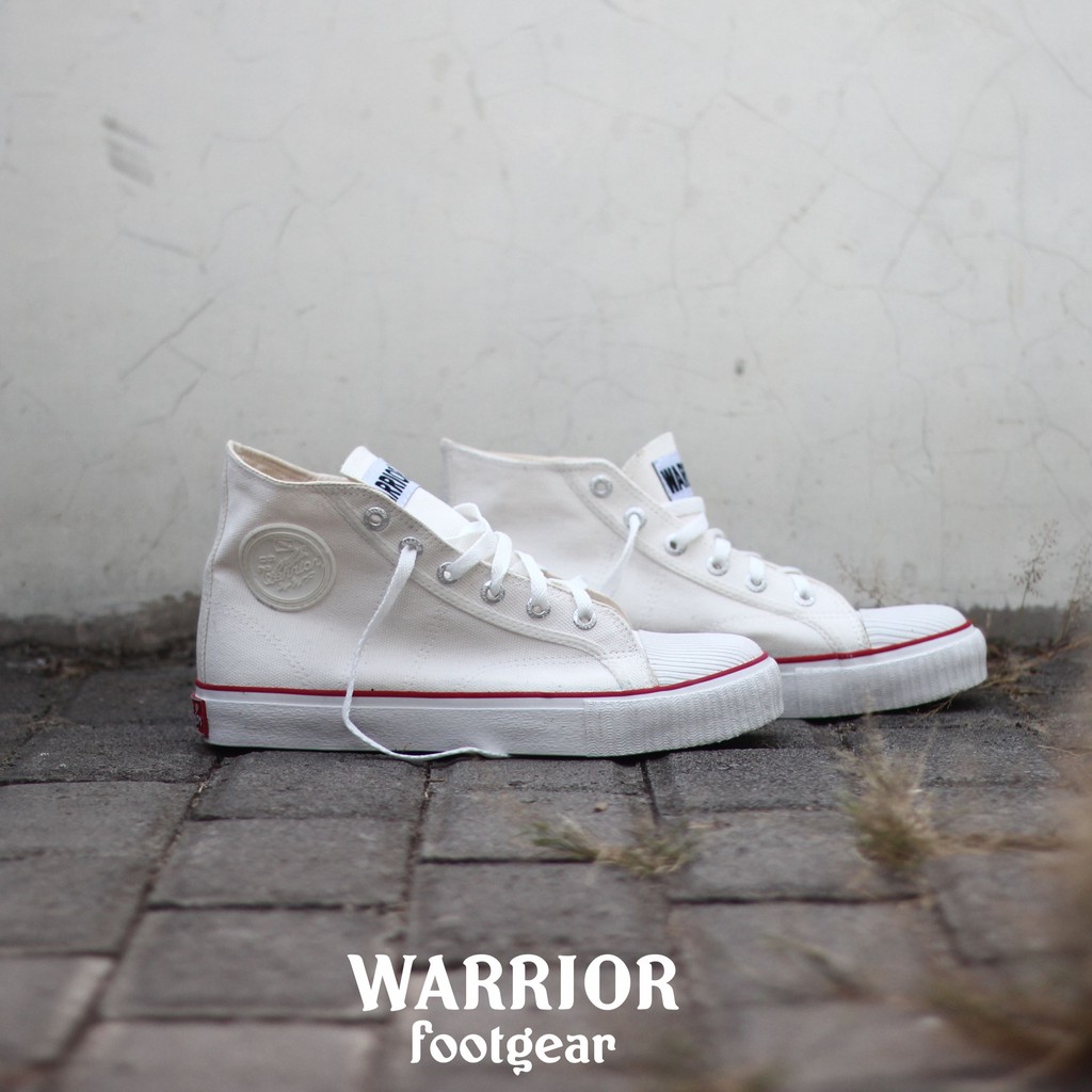 Warrior Classic HC White - Sepatu Warrior Klasik Putih - Warrior Shoes Classic Putih Dilan