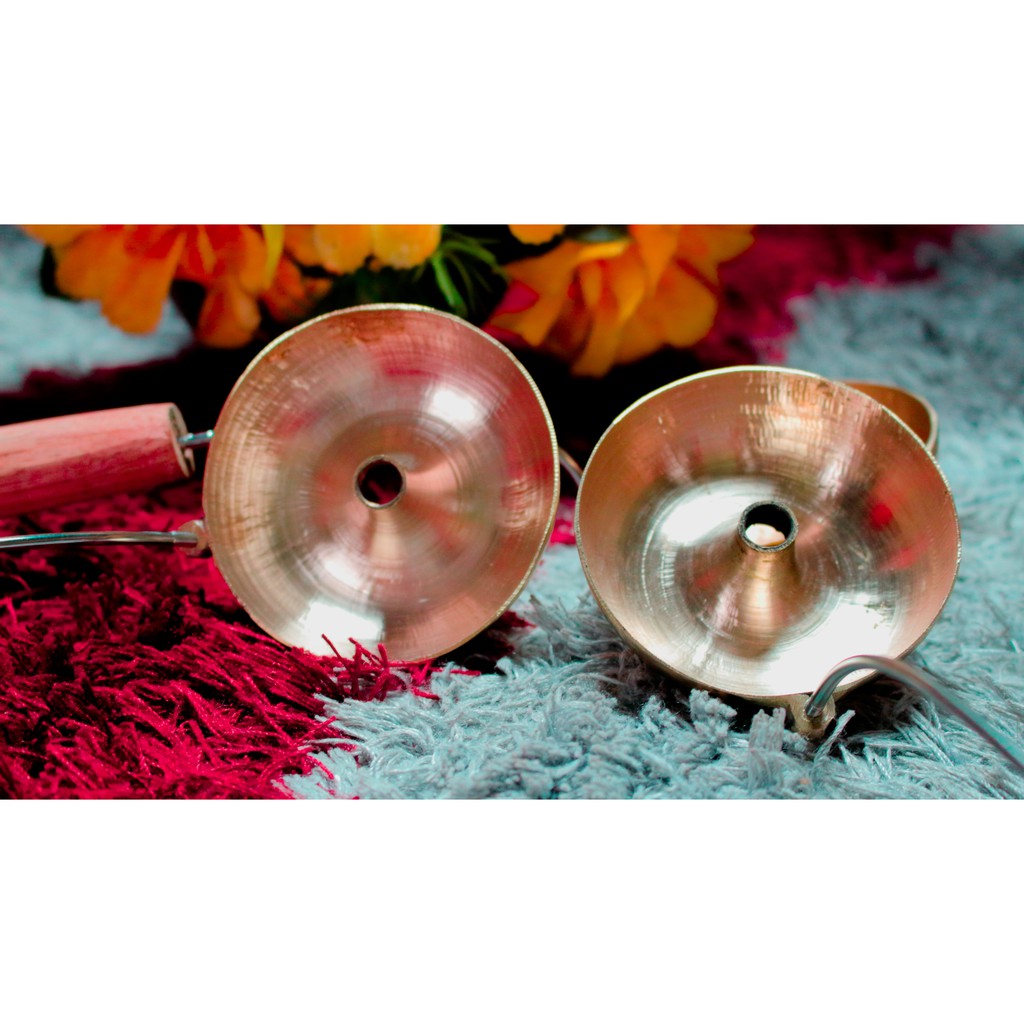 CETAKAN DONAT CAIR KUNINGAN