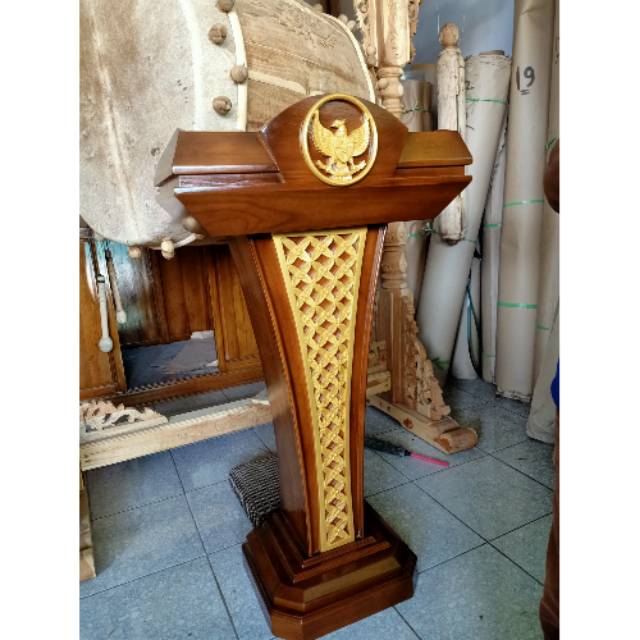 Podium minimalis. Podium minimalis. Tempat ceramah