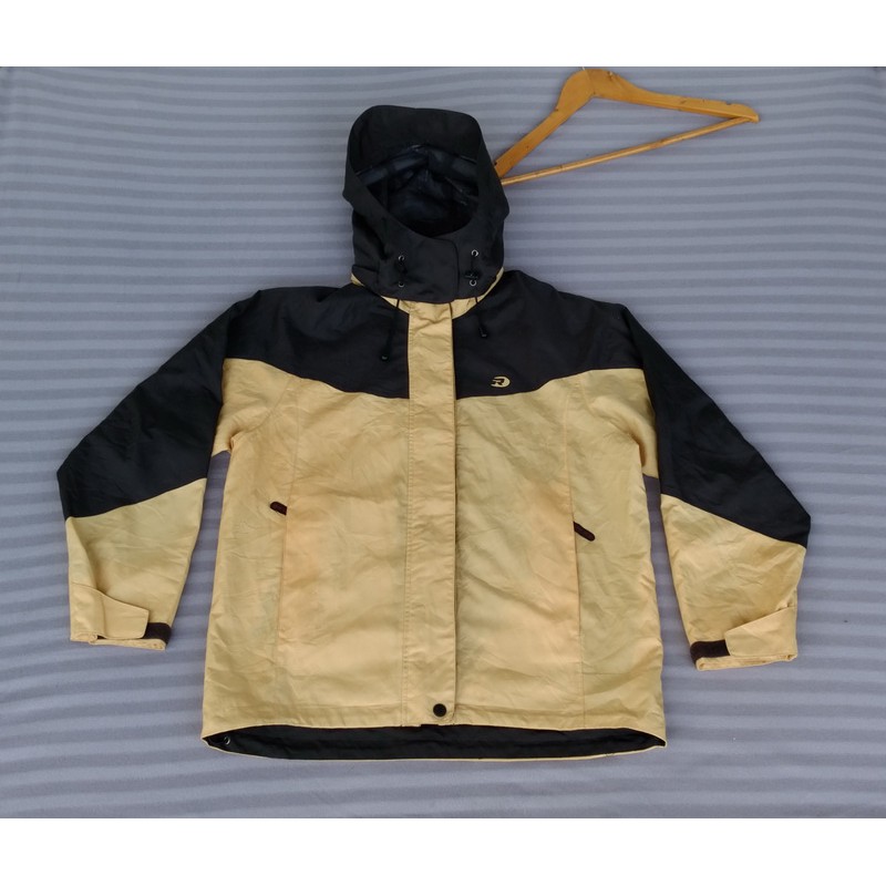 JAKET RF OUTDOOR JACKET SPORT WATERPROF SEKEN SIZE M
