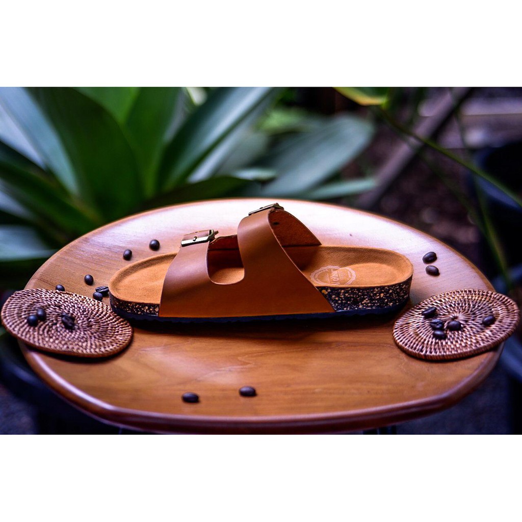 SANDAL KASUAL PRIA WANITA VOLKERFOOTWEAR ART NIKO TAN BROWN