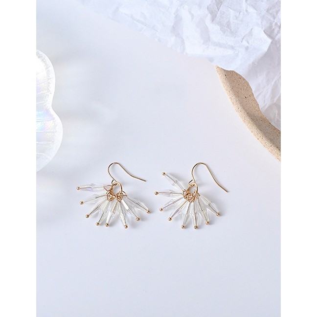 LRC Anting Gantung Fashion Gold Pearl Crystal Fringed Rhinestone Earrings D06099