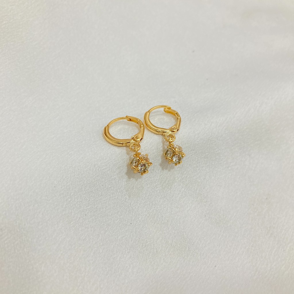 Anting Kubik Lapis Emas Aksesoris Fashion Simple - Emas