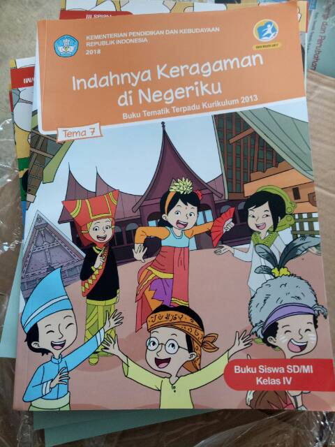 Harga paket 3 buku siswa dikbud k13 kelas 4 tema 7,8,9 revisi 2017/2018