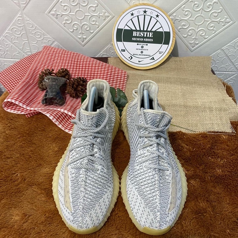 YEEZY BOOST V2 STATIC SECOND