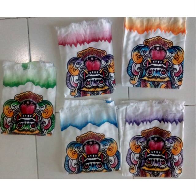 Sovenir oleh oleh bali Setelan anak baju barong putih khas bali