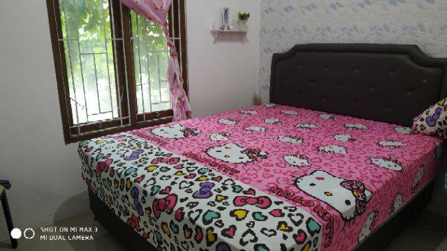 Sprei Hello Kitty Leopard Pink