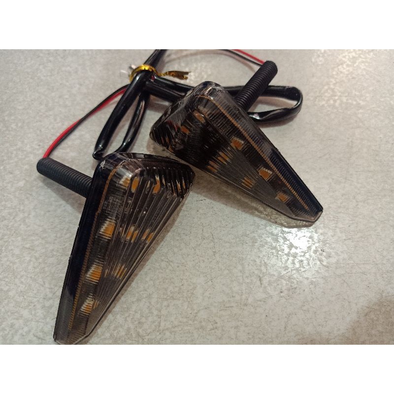 lampu sen led segitiga tempel r15 CBR gsx Vixion universal