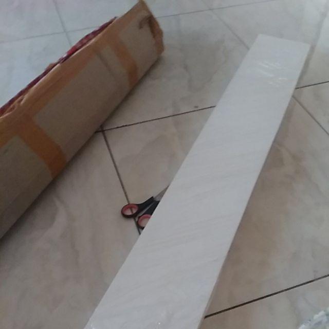 Rak Dinding 1 Pc Uk Panjang 100 Cm Lebar 15 Cm Tebal 4 Cm