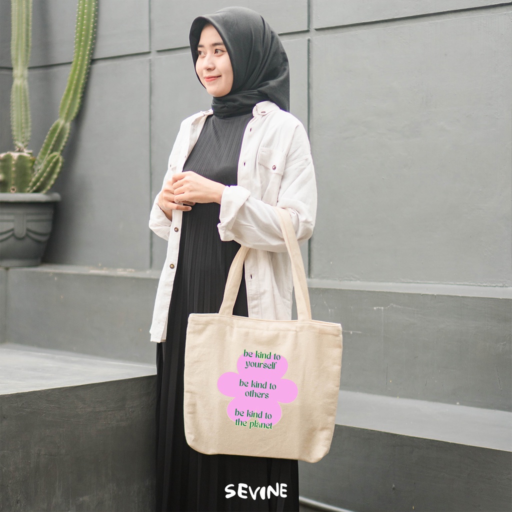 Sevine Tote Bag Kanvas Emily Resleting Kantong Tas Wanita Kuliah Sekolah Fashion Laptop Totebag Kerja Quotes Vintage Aesthetic - VB